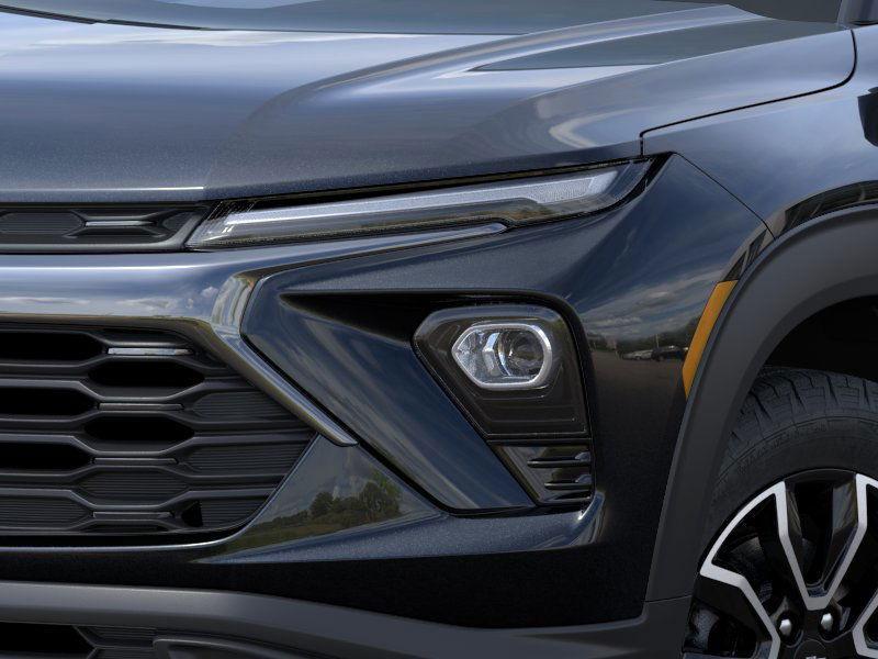 new 2025 Chevrolet TrailBlazer car, priced at $31,550