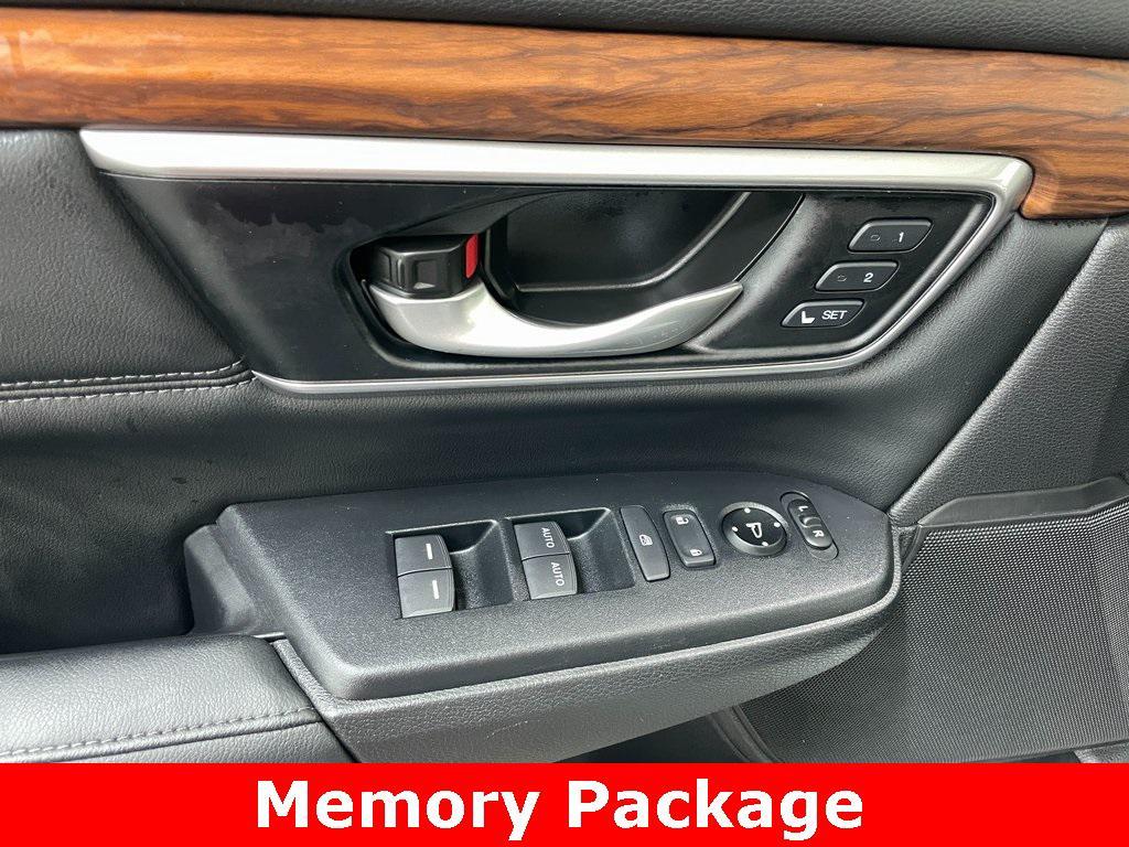 used 2022 Honda CR-V Hybrid car, priced at $32,499