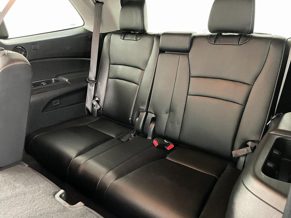 used 2022 Honda Pilot car, priced at $32,999
