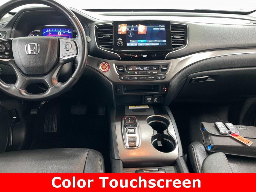 used 2022 Honda Pilot car, priced at $32,999