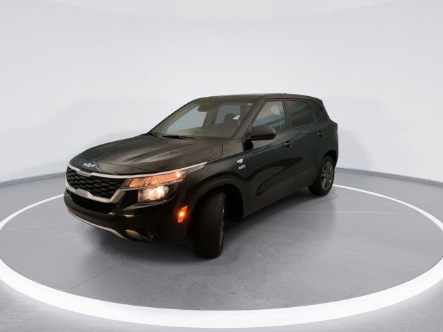 used 2023 Kia Seltos car, priced at $18,391