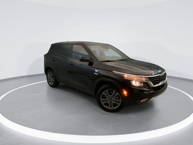 used 2023 Kia Seltos car, priced at $18,391