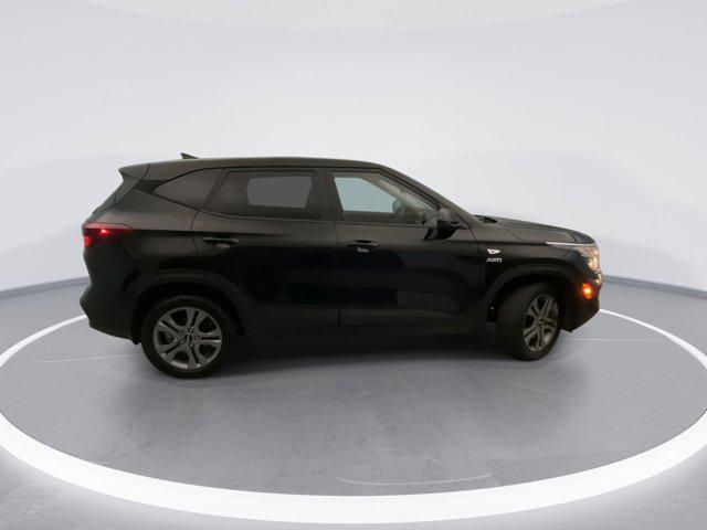 used 2023 Kia Seltos car, priced at $18,391