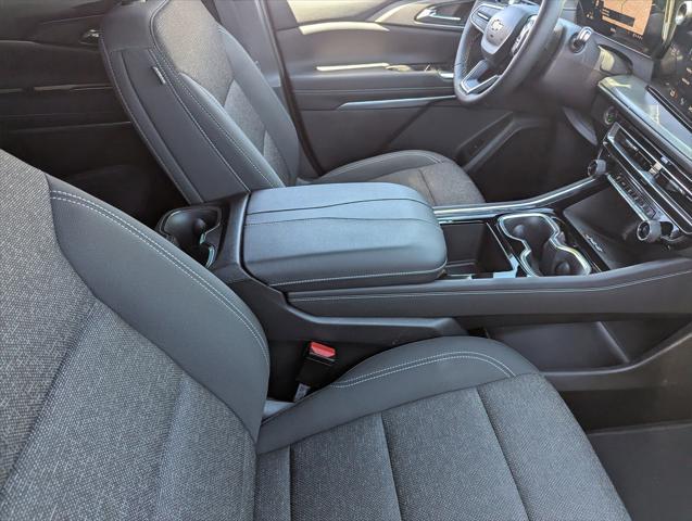 used 2025 Chevrolet Traverse car, priced at $40,681