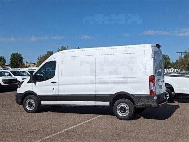 new 2024 Ford Transit-250 car