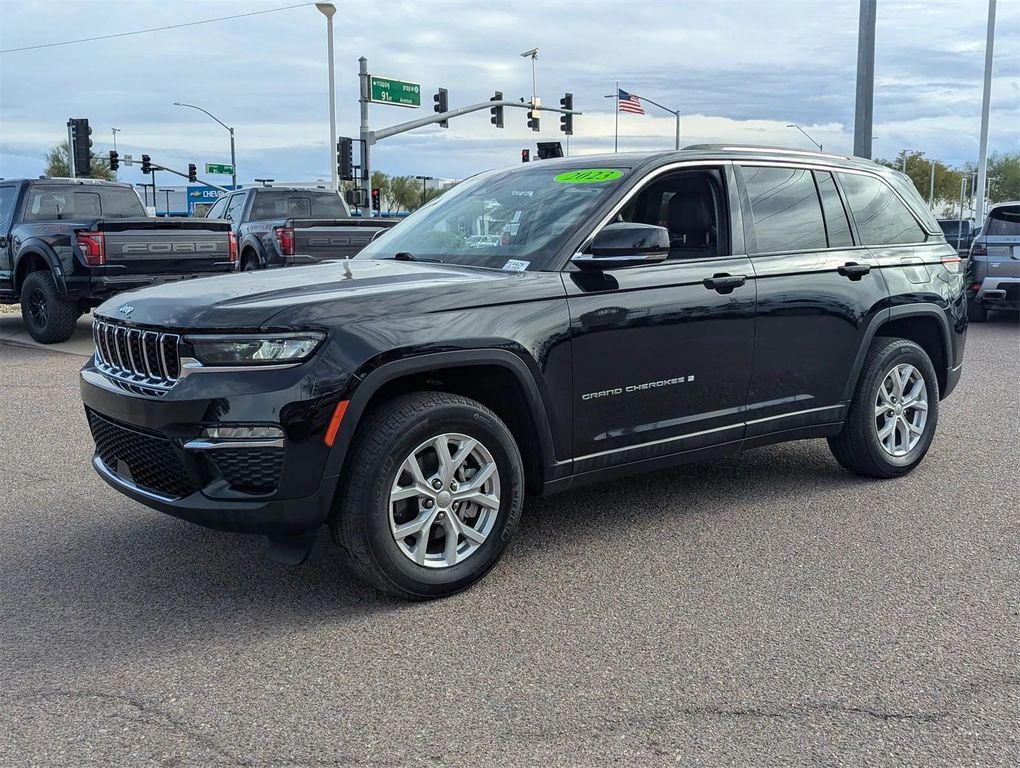 used 2023 Jeep Grand Cherokee car, priced at $26,897