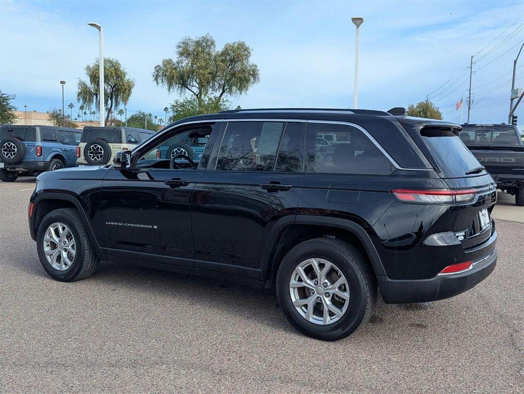 used 2023 Jeep Grand Cherokee car, priced at $26,897