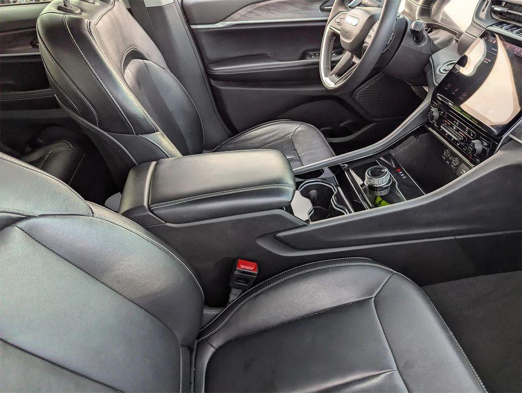 used 2023 Jeep Grand Cherokee car, priced at $26,897