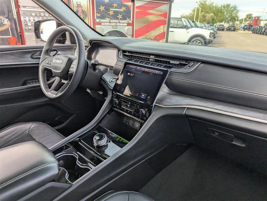 used 2023 Jeep Grand Cherokee car, priced at $26,897