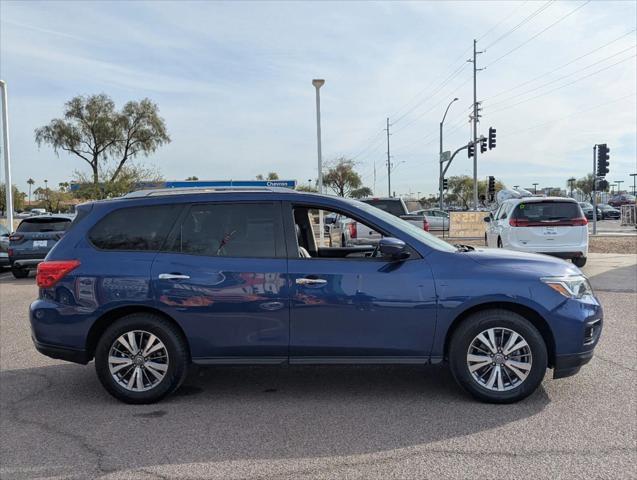 used 2020 Nissan Pathfinder car, priced at $20,995