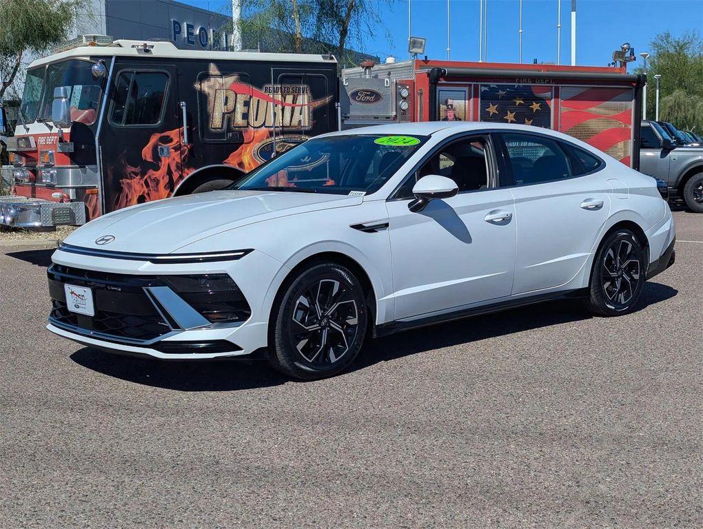 used 2024 Hyundai Sonata car, priced at $18,999