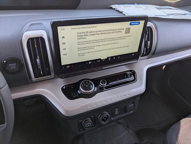 new 2025 Ford Expedition car, priced at $59,020