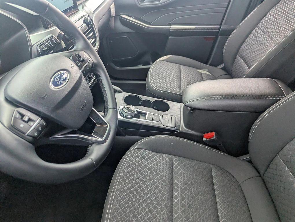 used 2024 Ford Escape car, priced at $22,150