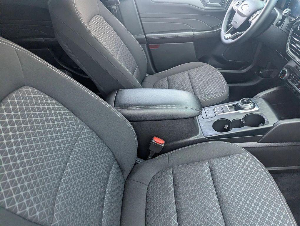 used 2024 Ford Escape car, priced at $22,150