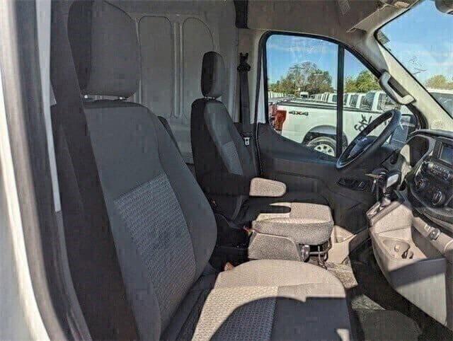 new 2024 Ford Transit-250 car