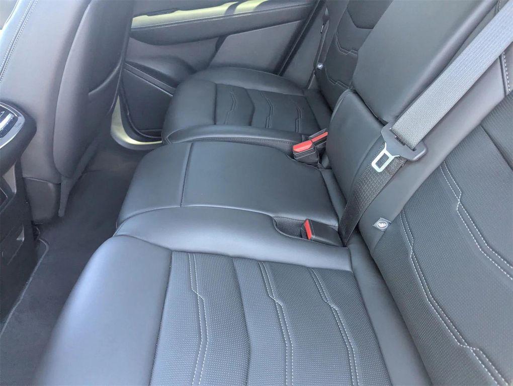 used 2024 Cadillac XT6 car, priced at $48,495