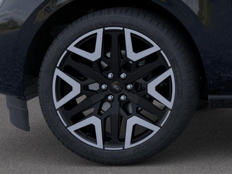 new 2025 Ford Expedition Max car, priced at $90,995
