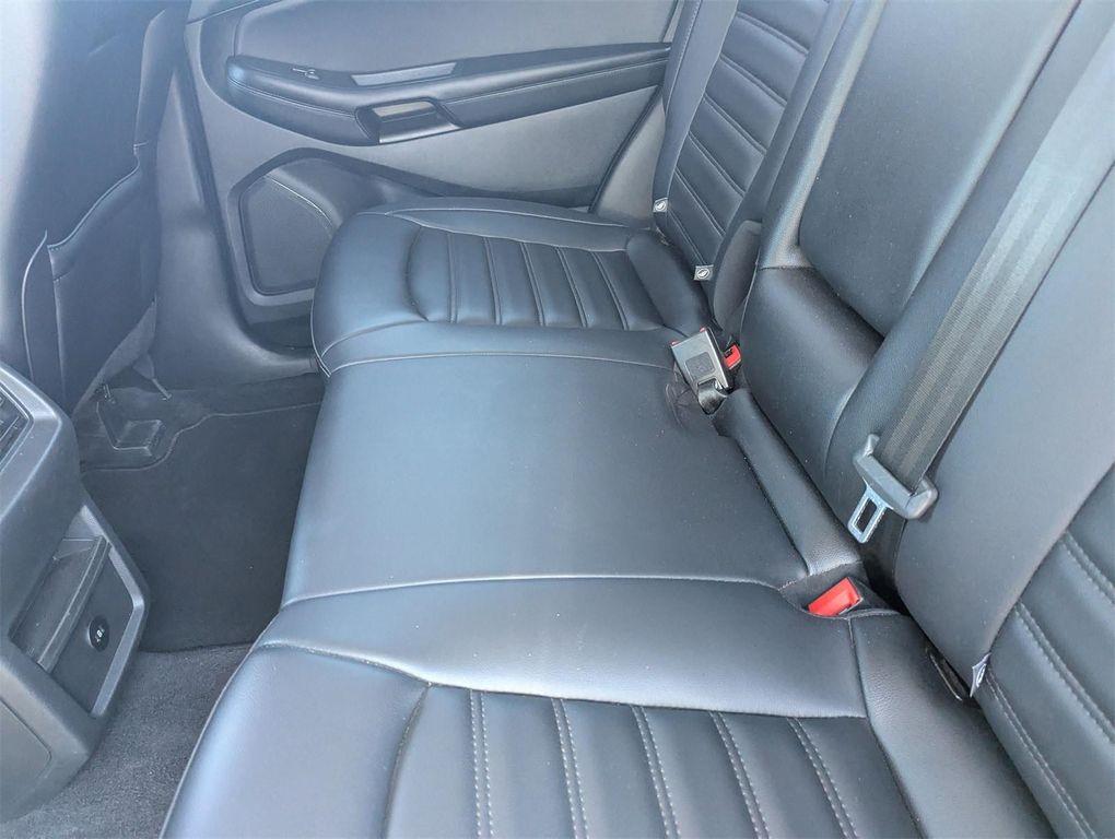 used 2024 Ford Edge car, priced at $22,297