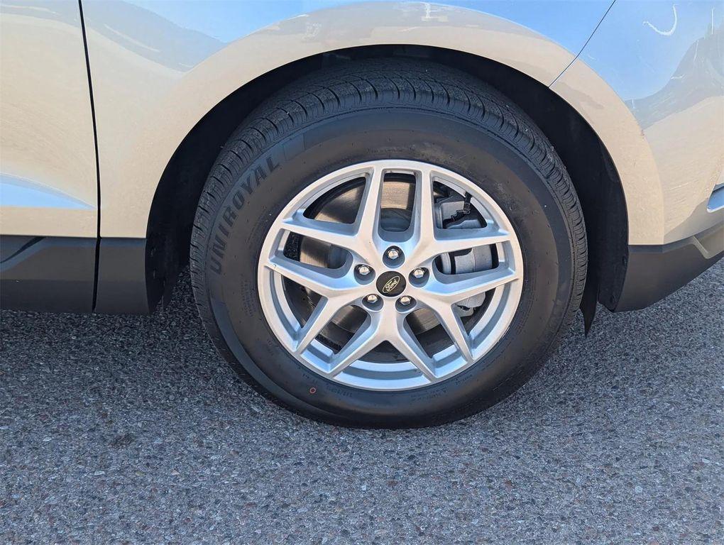 used 2024 Ford Edge car, priced at $22,297