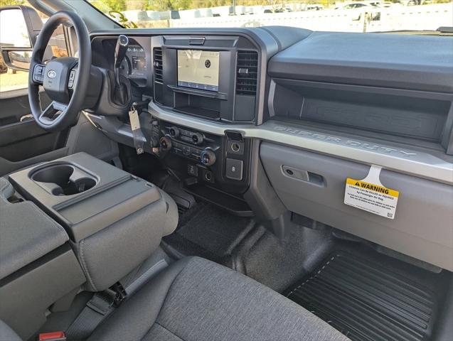 new 2025 Ford F-450 car, priced at $61,545