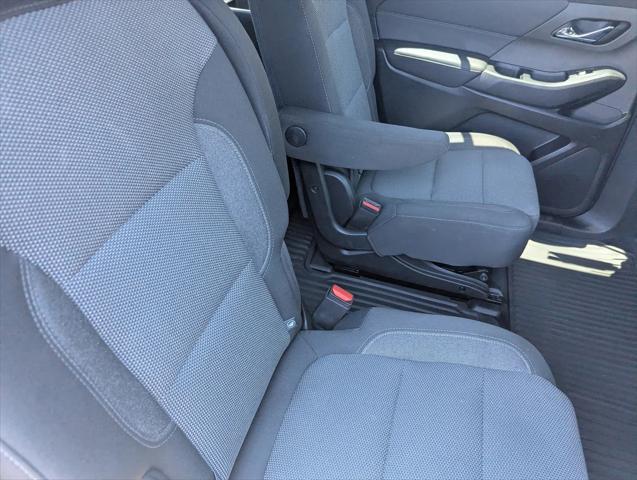 used 2023 Chevrolet Traverse car, priced at $27,995