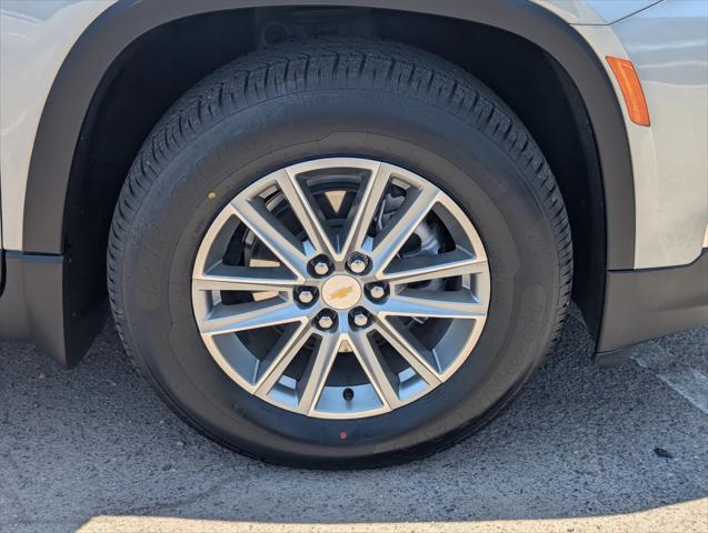 used 2023 Chevrolet Traverse car, priced at $27,995