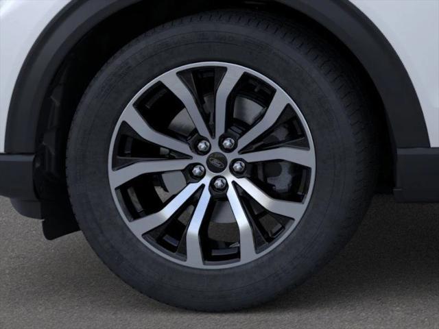 new 2025 Ford Explorer car, priced at $45,385