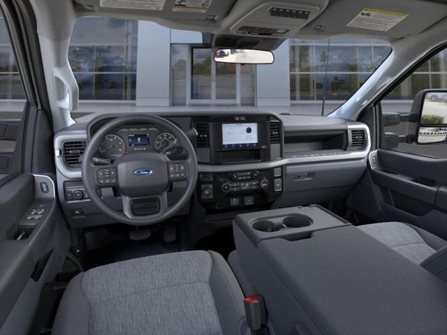 new 2025 Ford F-450 car, priced at $77,445
