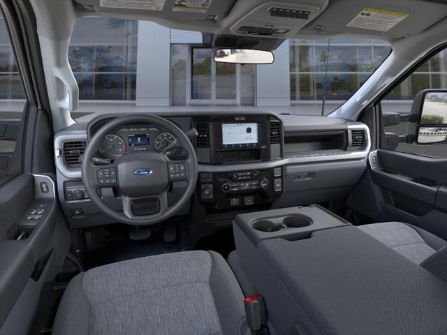 new 2025 Ford F-450 car, priced at $79,030