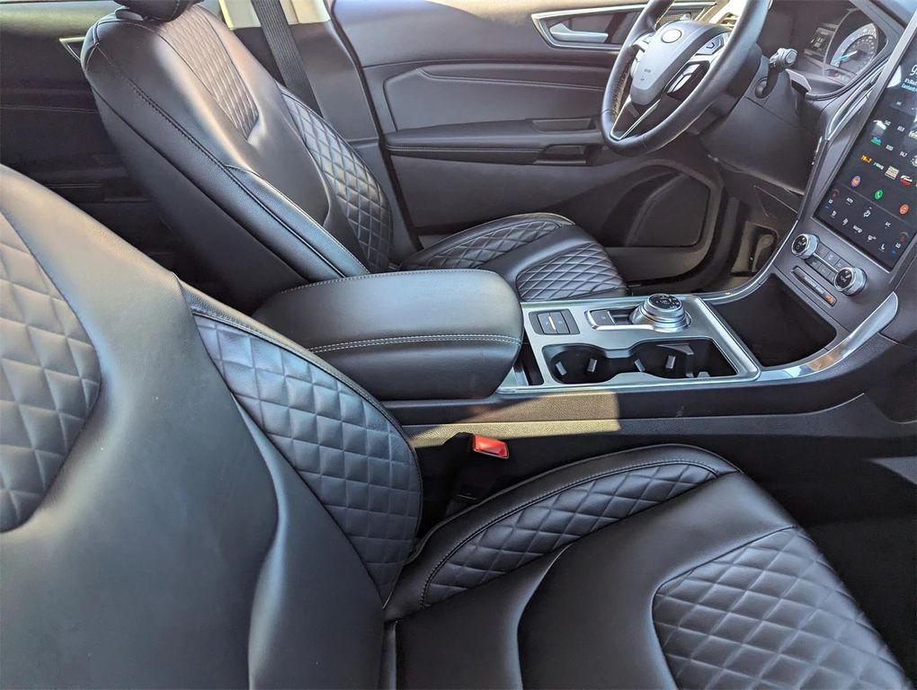 used 2024 Ford Edge car, priced at $26,877