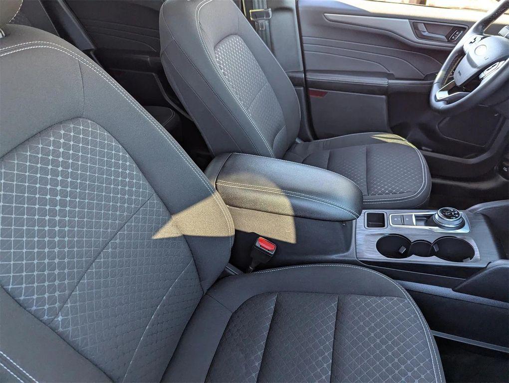 used 2024 Ford Escape car, priced at $22,781