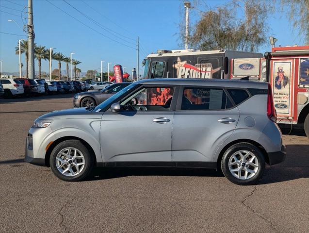 used 2022 Kia Soul car, priced at $14,995