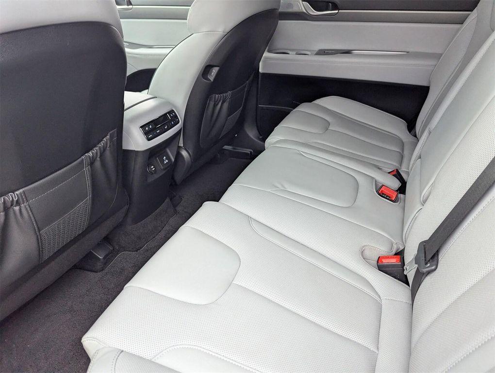 used 2024 Hyundai Palisade car, priced at $33,952