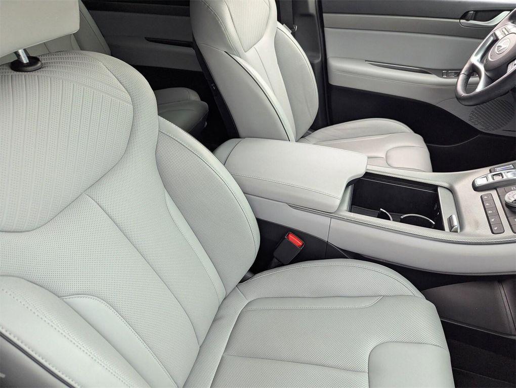 used 2024 Hyundai Palisade car, priced at $33,952