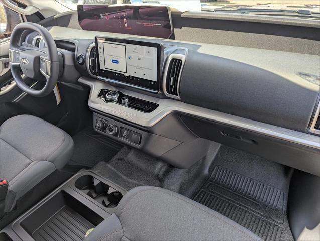 new 2025 Ford Expedition car, priced at $59,020