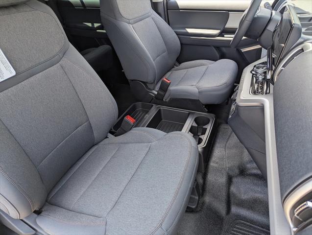 new 2025 Ford Expedition car, priced at $59,020