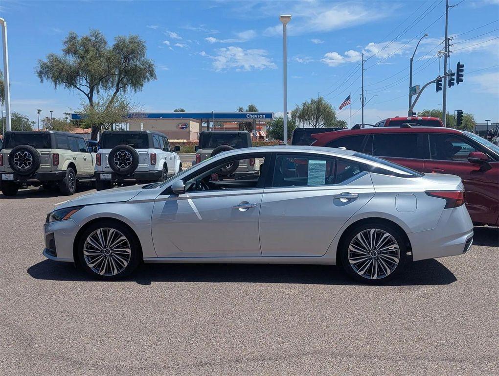 used 2023 Nissan Altima car, priced at $18,777