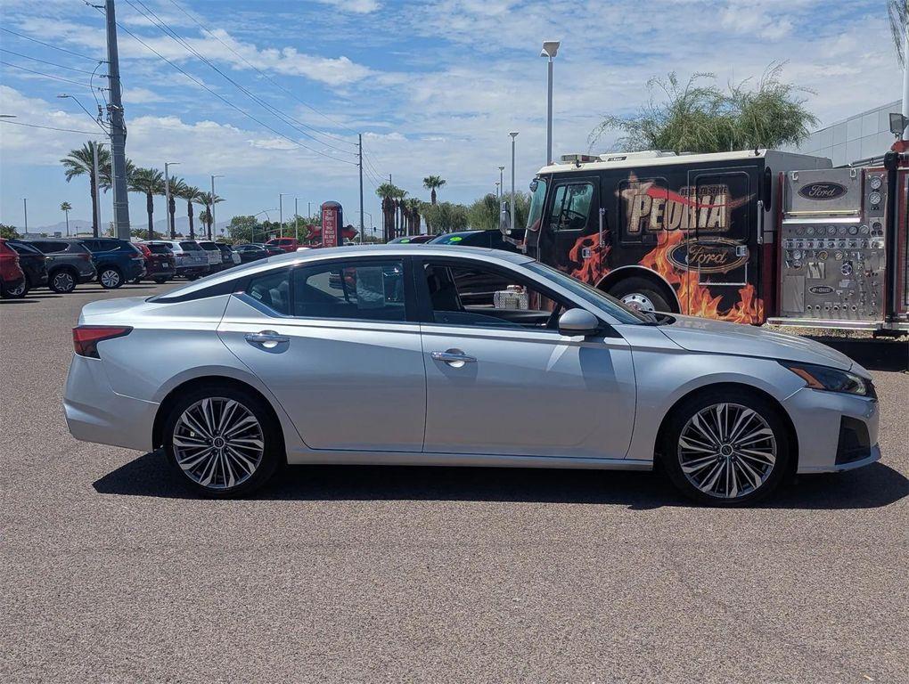 used 2023 Nissan Altima car, priced at $18,777