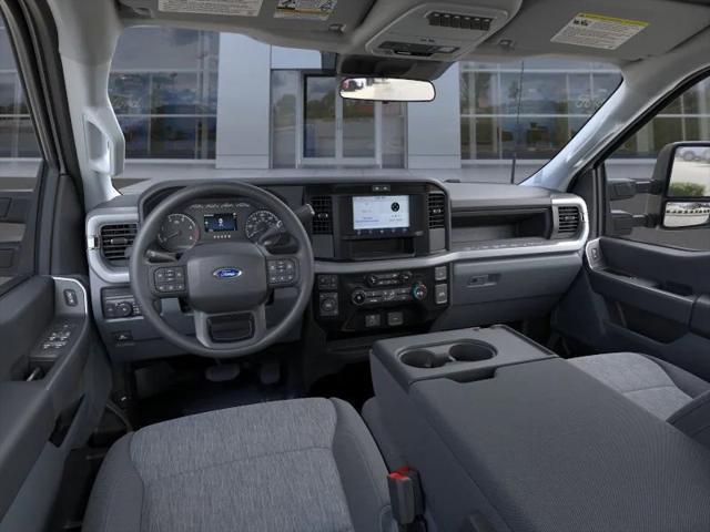 new 2025 Ford F-450 car, priced at $74,150