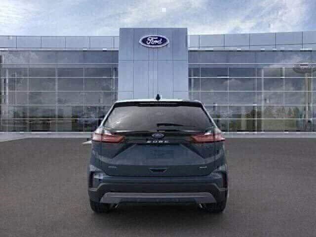 new 2024 Ford Edge car, priced at $38,005