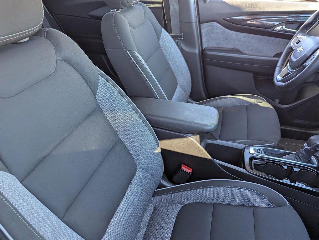 used 2024 Chevrolet TrailBlazer car, priced at $21,572