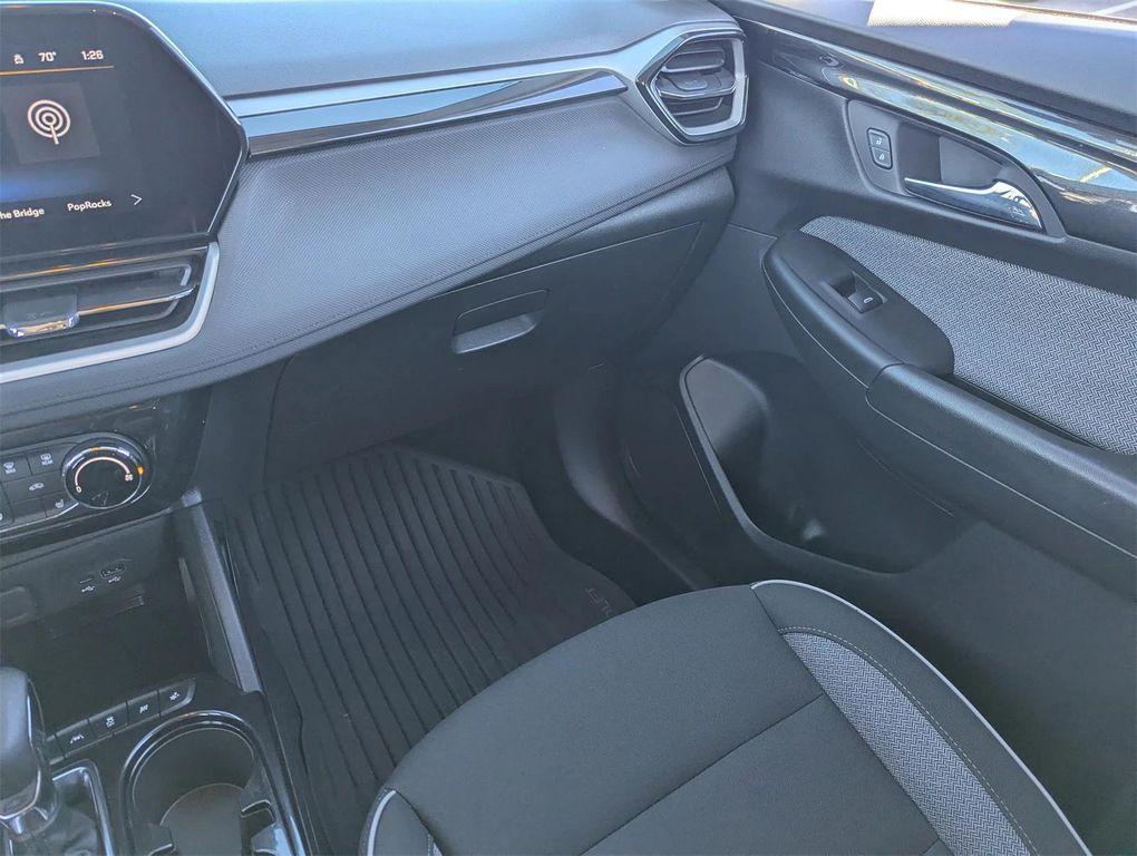 used 2024 Chevrolet TrailBlazer car, priced at $21,572