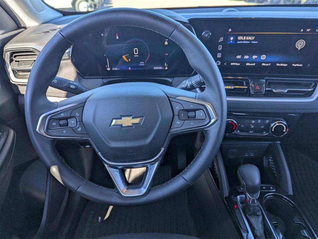 used 2024 Chevrolet TrailBlazer car, priced at $21,572