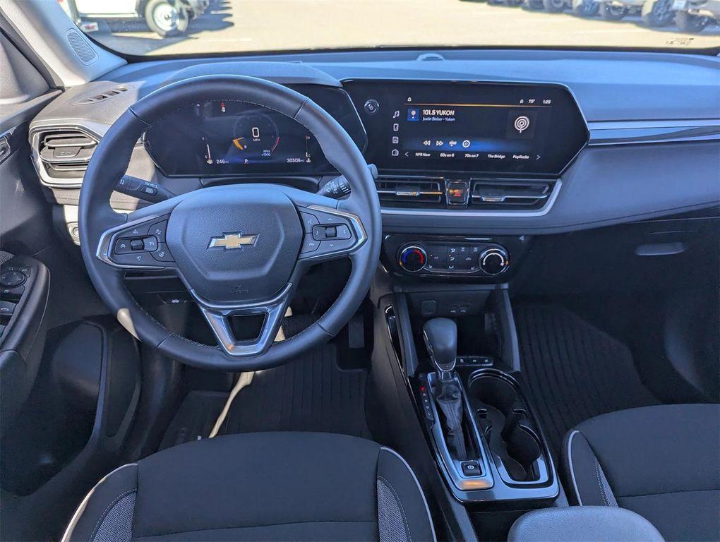 used 2024 Chevrolet TrailBlazer car, priced at $21,572