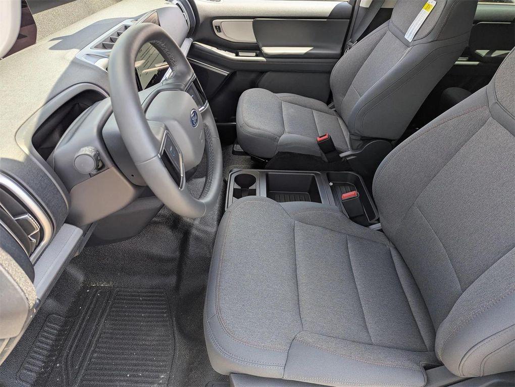 new 2025 Ford Expedition car, priced at $59,020