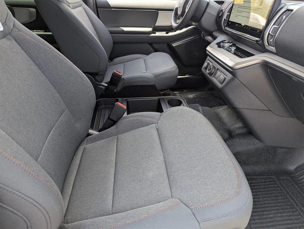 new 2025 Ford Expedition car, priced at $59,020