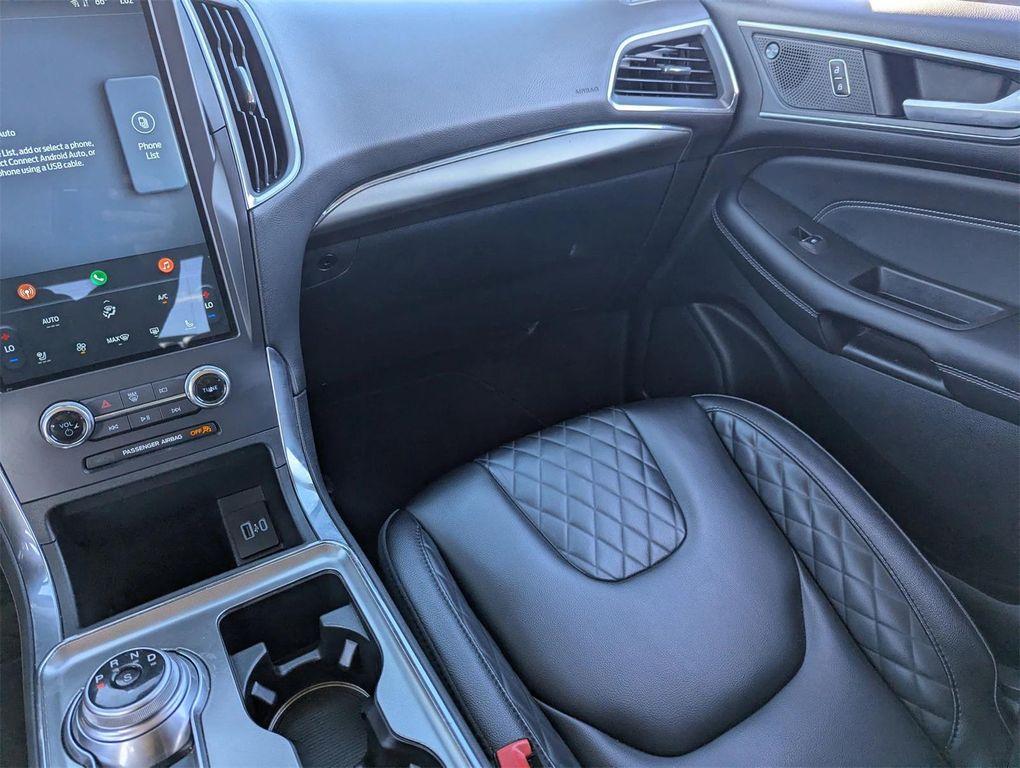 used 2024 Ford Edge car, priced at $25,939