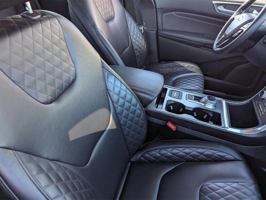 used 2024 Ford Edge car, priced at $25,939