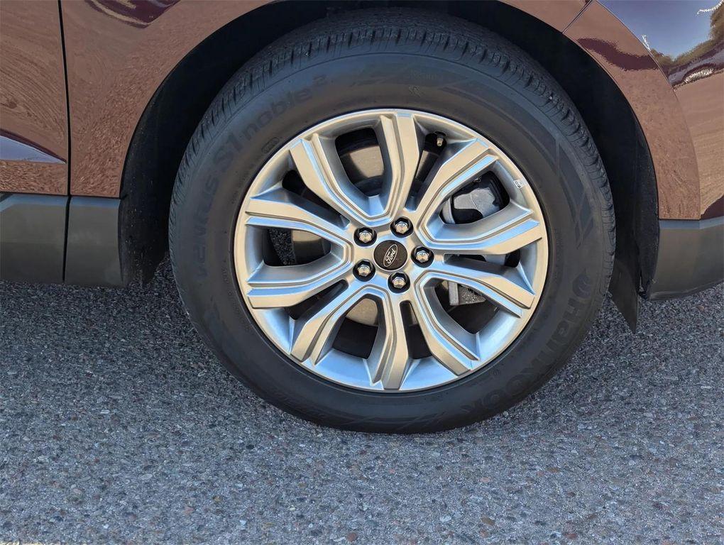 used 2024 Ford Edge car, priced at $25,939