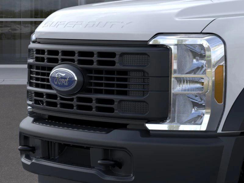 new 2025 Ford F-450 car, priced at $75,435